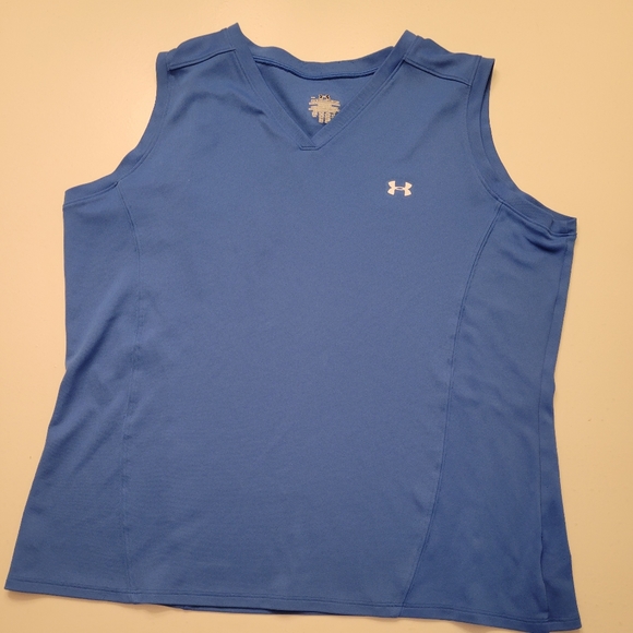Under Armour v-neck Tank chest 21in Length 24in 10 - Picture 3 of 6